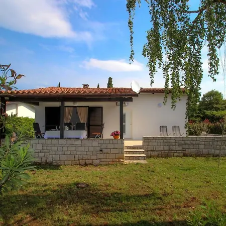 Karpinjan * Novigrad Istria