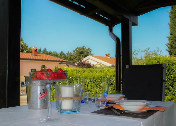 Karpinjan * Novigrad Istria