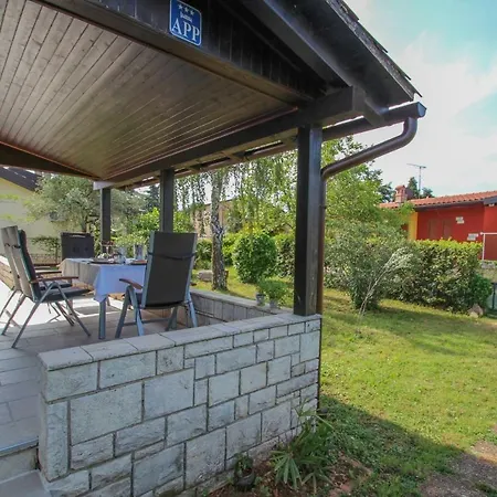 Karpinjan * Novigrad (Istria)